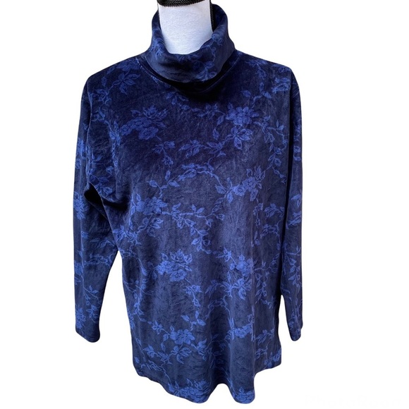2. Floral Velour Turtleneck Shirt By Jones New York Size M - Picture 1 of 11